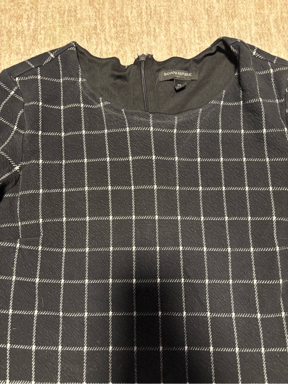 Banana Republic Windowpane Grid Bell Sleeve Ruffle Shift Dress Size 10 - Picture 2 of 6
